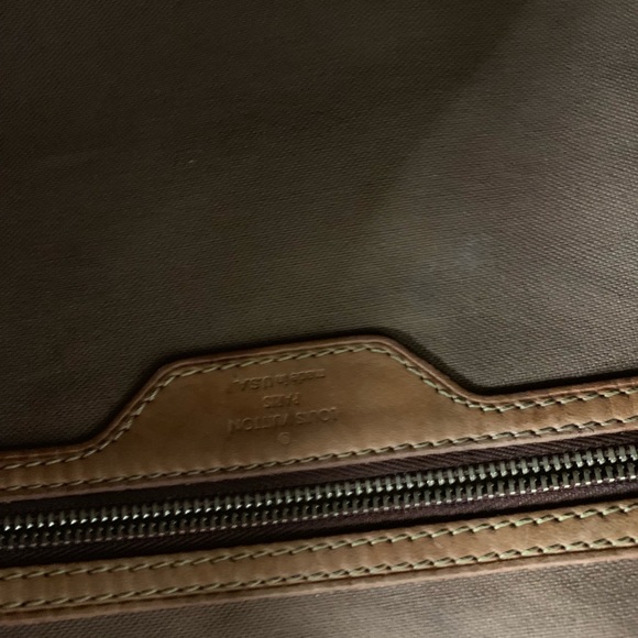 Louis Vuitton purse - Picture 8 of 8